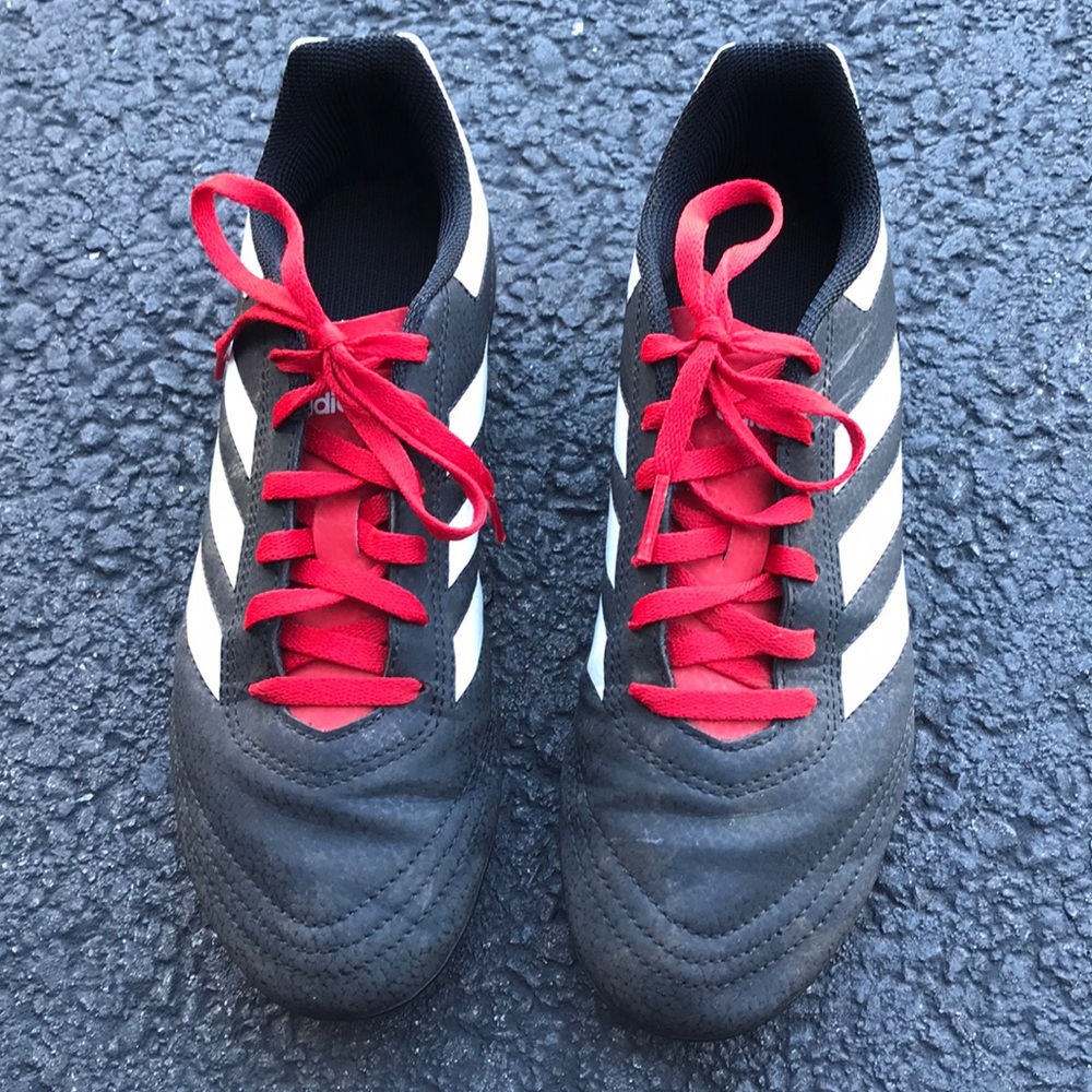 Unisex Adidas Soccer Cleats